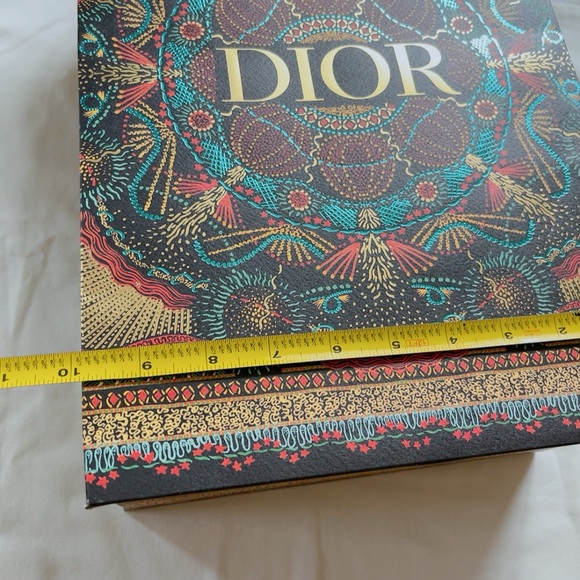 Dior Paper Bag with Dior Charm - Picture 7 of 9